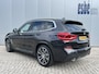 BMW X3 xDrive30d M-Sport High Executive Trekhaak Panoramadak Vol Leder Elektrische Stoelen Head-Up Display Harman Kardon Audio 20 Inch Velgen Life Cockpit Professional Driving Assist Plus Adaptieve Cruise Control Apple Carplay Andr Vol Opties BTW Auto 6-cilinder !
