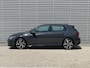 Volkswagen Golf 1.5 TSI R-Line / Stoeverwarming / App Connect / Digital Cockpit Pro / 18'' LMV / VW
