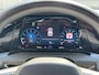 Volkswagen Golf 1.5 TSI R-Line / Stoeverwarming / App Connect / Digital Cockpit Pro / 18'' LMV / VW