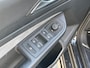 Volkswagen Golf 1.5 TSI R-Line / Stoeverwarming / App Connect / Digital Cockpit Pro / 18'' LMV / VW