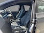 Volkswagen Golf 1.5 TSI R-Line / Stoeverwarming / App Connect / Digital Cockpit Pro / 18'' LMV / VW