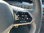 Volkswagen Golf 1.5 TSI R-Line / Stoeverwarming / App Connect / Digital Cockpit Pro / 18'' LMV / VW