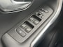Volvo V40 1.5 T2 R-Design // NAVI // CRUISE // LED // PDC // TREKHAAK // STOELVERWARMING //