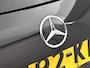 Mercedes-Benz A-klasse 180 Business Solution AMG | Stoelverwarming | Parkeerpakket met Camera | Car Play | LED Verlichting | Inclusief 24 maanden Mercedes-Benz Certified garantie voor Europa.