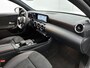 Mercedes-Benz A-klasse 180 Business Solution AMG | Stoelverwarming | Parkeerpakket met Camera | Car Play | LED Verlichting | Inclusief 24 maanden Mercedes-Benz Certified garantie voor Europa.