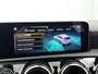Mercedes-Benz A-klasse 180 Business Solution AMG | Stoelverwarming | Parkeerpakket met Camera | Car Play | LED Verlichting | Inclusief 24 maanden Mercedes-Benz Certified garantie voor Europa.