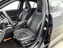 Mercedes-Benz A-klasse 180 Business Solution AMG | Stoelverwarming | Parkeerpakket met Camera | Car Play | LED Verlichting | Inclusief 24 maanden Mercedes-Benz Certified garantie voor Europa.