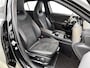 Mercedes-Benz A-klasse 180 Business Solution AMG | Stoelverwarming | Parkeerpakket met Camera | Car Play | LED Verlichting | Inclusief 24 maanden Mercedes-Benz Certified garantie voor Europa.