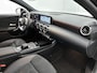 Mercedes-Benz A-klasse 180 Business Solution AMG | Stoelverwarming | Parkeerpakket met Camera | Car Play | LED Verlichting | Inclusief 24 maanden Mercedes-Benz Certified garantie voor Europa.