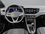 Volkswagen Polo 1.0 TSI R-Line App-connect / Parkeersensoren / R-Line / 16"LM Velgen / Extra getint glas HAL