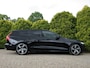 Volvo V60 2.0 B3 R-Design Automaat * Pano * Trekhaak *