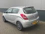 Hyundai i20 1.4i DynamicVersion Airco Nieuwe apk