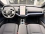 Volvo EX30 P3 Plus Europa 51 kWh Harman Kardon audio | Elektrisch verstelbare voorstoelen | Stoel- & Stuurwielverwarming | Elektrisch bedienbare achterklep | Keyless Entry met KeyTag | Getint glas achter | 18" Lichtmetalen velgen | Google Maps & Infotainment
