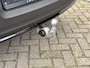 Volvo XC40 B4 AUT7 197PK Plus Dark | 20" Lichtmetalen velgen | Dakspoiler | Trekhaak semi elektrisch inklapbaar | Panoramadak | Elektrisch verstelbare voorstoelen | Lederen bekleding | Harman Kardon audio | Adaptieve Cruise Control met Pilot Assist | BLIS Dodehoekdetectie | Stoel- & Stuurwielverwarming