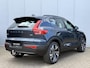 Volvo XC40 B4 AUT7 197PK Plus Dark | 20" Lichtmetalen velgen | Dakspoiler | Trekhaak semi elektrisch inklapbaar | Panoramadak | Elektrisch verstelbare voorstoelen | Lederen bekleding | Harman Kardon audio | Adaptieve Cruise Control met Pilot Assist | BLIS Dodehoekdetectie | Stoel- & Stuurwielverwarming