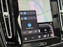 Volvo XC40 B4 AUT7 197PK Plus Dark | 20" Lichtmetalen velgen | Dakspoiler | Trekhaak semi elektrisch inklapbaar | Panoramadak | Elektrisch verstelbare voorstoelen | Lederen bekleding | Harman Kardon audio | Adaptieve Cruise Control met Pilot Assist | BLIS Dodehoekdetectie | Stoel- & Stuurwielverwarming