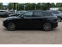 Porsche Cayenne 3.0 E-Hybrid / Panoramadak / Camera / Head-up / Leder / 21'' / Luchtvering / Bose / Sportuitlaat / Sportchrono / Stuur+Stoelverwamring / Dodehoek / DAB / ACC