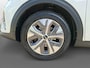 Kia Niro EV e-Niro DynamicPlusLine 64 kWh | 100% SOH | Kantel / schuifdak | Navigatie | Achteruit rij camera