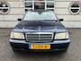 Mercedes-Benz C-klasse 180 Sport |NAP Dealer Onderhouden|