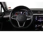 Volkswagen Passat Variant 1.5 TSI Business | Trekhaak | Stoelverwarming | ErgoComfort | Navi | Clima | Cruise Adaptive | LED | Keyless | Parkeersensoren V+A