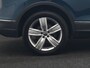Volkswagen Tiguan 1.4 TSI eHybrid Active PHEV 245pk Dealer O.H. | Trekhaak Af Fabriek | Adaptive Cruise | Head Up | IQ Light | Keyless | Blis | Sportstoelen & Stuur Verwarmd | Sfeerverlichting | Apple Carplay | Navigate | DAB | 19"L.M | Plug In Hybrid |