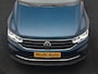 Volkswagen Tiguan 1.4 TSI eHybrid Active PHEV 245pk Dealer O.H. | Trekhaak Af Fabriek | Adaptive Cruise | Head Up | IQ Light | Keyless | Blis | Sportstoelen & Stuur Verwarmd | Sfeerverlichting | Apple Carplay | Navigate | DAB | 19"L.M | Plug In Hybrid |
