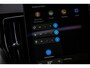 Volvo XC60 2.0 T8 Plug-in hybrid AWD Ultra Dark Exec. Ed. Edition | Luchtvering | 22" | Gelamineerd Glas | Bowers & Wilkins | Stoelmassage & Ventilatie | MY '27 |
