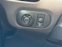 Citroën C4 Cactus 1.2 PureTech Shine Automaat | Stoelverwarming | Trekhaak | Camera | Parkeersensoren | Full map navigatie |