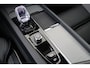 Volvo XC60 T8 PLUG-IN HYBRID AWD PLUS BLACK EDITION *VOL!* -PANO.DAK|BOWERS&WILKINS|LUCHTVERING|360°CAM|PRIVACY.GLAS|HEAD-UP DISP.|SPORTSTOELEN|TREKHAAK|21"