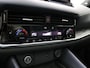 Nissan Qashqai 1.3 MHEV Xtronic Tekna Plus / Panoramadak / All Seasonbanden / Lederen bekleding / 1ste Eigenaar / NL Auto / Trekhaak / 1800KG Trekgewicht / Bestuurdersstoel Elektrisch met geheugenfunctie / Massage functie / Adaptieve cruise control / Historie aanwezig /