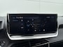 Peugeot 2008 1.2 Hybrid 145 GT | Panoramisch schuifdak | Stoelverwarming | Camera | Apple Carplay/Android Auto