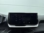 Peugeot 2008 1.2 Hybrid 145 GT | Panoramisch schuifdak | Stoelverwarming | Camera | Apple Carplay/Android Auto