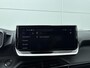 Peugeot 2008 1.2 Hybrid 145 GT | Panoramisch schuifdak | Stoelverwarming | Camera | Apple Carplay/Android Auto