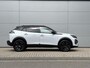 Peugeot 2008 1.2 Hybrid 145 GT | Panoramisch schuifdak | Stoelverwarming | Camera | Apple Carplay/Android Auto