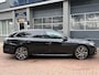 Volkswagen Passat Variant 1.5 Hybrid R-Line Edition E-tsi 150pk | Pano | IQ.Light | ACC | Ergo active + massage