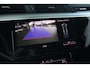 Audi E-tron 50 quattro Launch edition Black 71 kWh | S-Line | Schuifdak | Stoelverwarming | Luchtvering | 20 Inch | Memory | Camera | Elektr. Klep | Carplay |