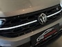 Volkswagen T-Roc 1.5 TSI 3x R-Line Panorama/Keyless/Beats/Black Style/Standkachel