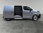 Peugeot e-Expert L2 75 kWh 136pk | ACTIE | 8 jaar garantie | 0% financial lease| NAVI | Apple Carplay | Android Auto | Parkeersensoren voor en achter | Achteruitrijcamera | Dode hoek detectie | Mistlampen | Licht- en regensensor | Automatische verlichting | Digital cockpit | Tussenwand comfort met raam | Houten afwerking laadruimte | LED laadruimteverlichting | Reservewiel | van €48.170 voor €36.995 ex. BTW rijklaar