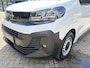 Opel Vivaro-e Electric L3 75 kWh 136pk | ACTIE | 8 jaar garantie | 0% financial lease | Houten afwerking laadruimte | NAVI | Multimedia | Apple Carplay | Android Auto | Achteruitrijcamera | Parkeersensoren voor en achter | Dode hoek detectie | Digitale cockpit | Stuurwielbediening | Mistlampen | Licht- en regensensor | Automatic light | Tussenwand comfort met raam | Bestuurdersstoel comfort | Bank voorpassagiers | Reservewiel | van €48.420 voor €36.150 ex. BTW rijklaar