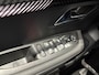 Peugeot 208 1.2 Hybrid 110 e-DCS6 Allure l Navi l Parkeersensoren l Apple carplay & Android auto