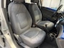 Chevrolet Spark 1.2 16V LTZ Nette auto! | Airco (automatisch) | Lederen stuurwiel | Licht metalen velgen 15"