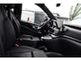 Mercedes-Benz V-klasse 300d L2 DC AMG Edition Adaptieve Cruise, 360 Camera, Carplay, Stoelverwarming/verkoeling, 240pk, LED, Leder, Automaat, Uniek!