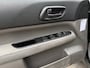 Subaru Forester 2.0 AWD | Clima | Trekhaak | Stoelverwarming | Nieuwe Distributie! | 15" Velgen + 4S Banden | NL Auto | Nieuwe APK
