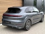Porsche Cayenne 3.0 E-Hybrid Black Edition SportDesign PANO|HEADUP|ACC|22INCH|SPORTSTOELEN|TREKHAAK