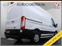 Ford Transit 350 2.0TDCI 170PK Automaat L2H2 3-Persoons Trekhaak Euro 6 Navi Camera Cruise Control DAB Bluetooth Pdc Sidebars Betonplex Vloer Wandbetimmering 3.500KG Trekgewicht 1e Eigenaar Origineel Nederlandse Auto