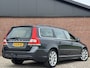 Volvo V70 1.6 T4 MOMENTUM | NL-AUTO! | DEALER OH! | LEDER!