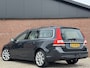 Volvo V70 1.6 T4 MOMENTUM | NL-AUTO! | DEALER OH! | LEDER!