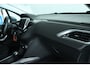 Peugeot 2008 1.2 Turbo Blue Lion Automaat | Cruise Control | Panoramadak | Navi | Carplay | Airco | Sensoren | LMV