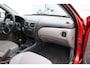 Nissan Almera 1.5 keurige hatchback met airco met nieuwe APK bij aflevering