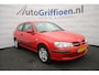 Nissan Almera 1.5 keurige hatchback met airco met nieuwe APK bij aflevering